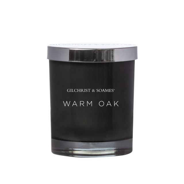 Warm oak candle
